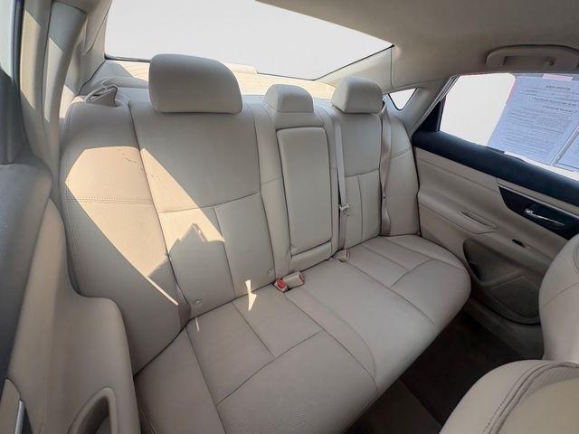 Nissan Altima  2013