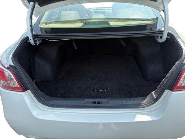 Nissan Altima  2013