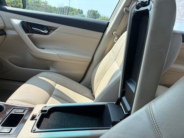 Nissan Altima  2013