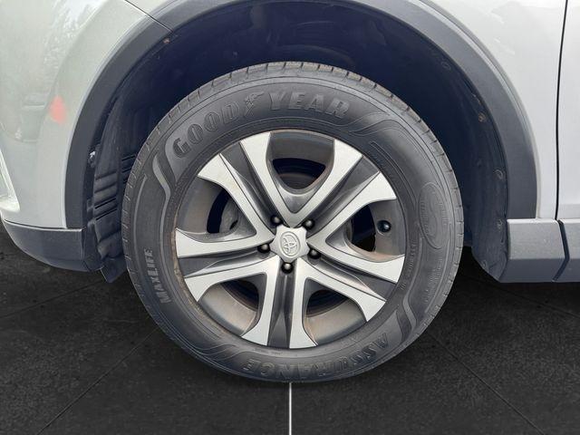 Toyota RAV4  2016