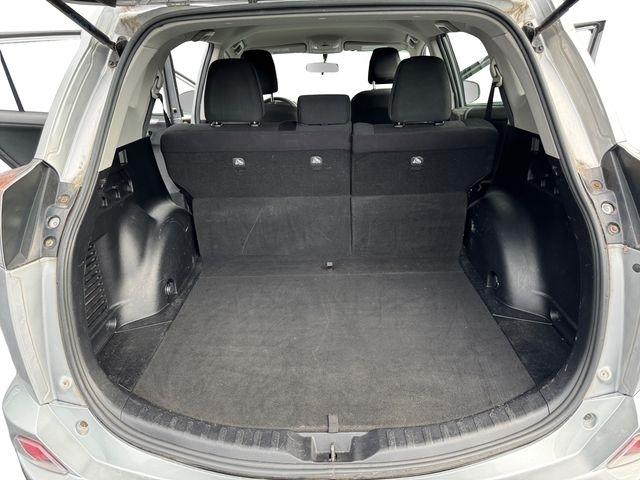Toyota RAV4  2016