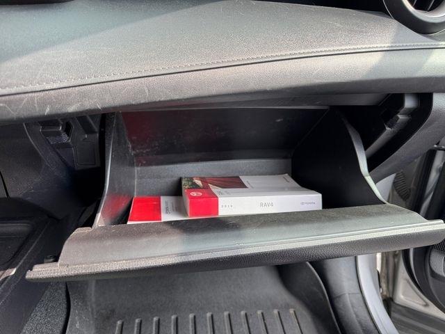 Toyota RAV4  2016