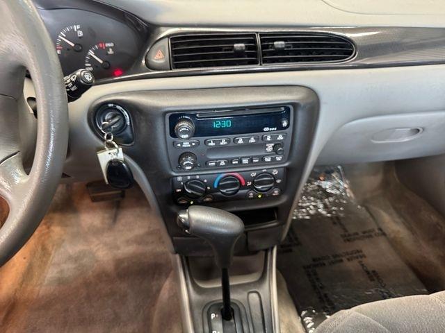 Chevrolet Malibu  2002