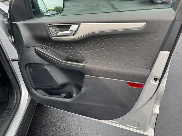 Ford Escape Hybrid  2020