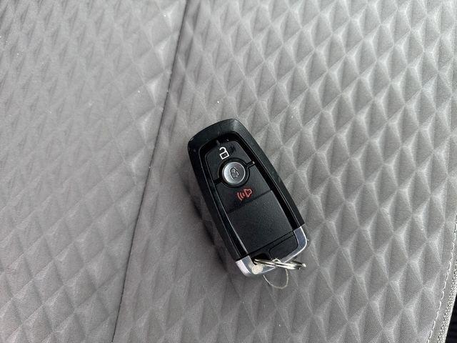 Ford Escape Hybrid  2020