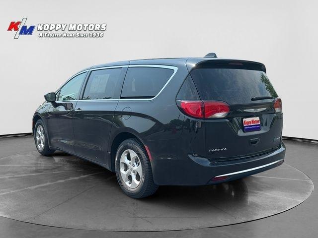 Chrysler Pacifica Hybrid  2020