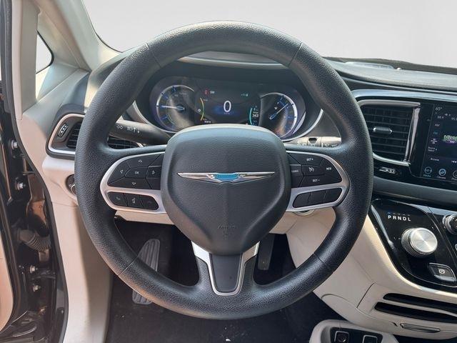 Chrysler Pacifica Hybrid  2020