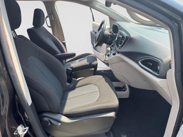 Chrysler Pacifica Hybrid  2020