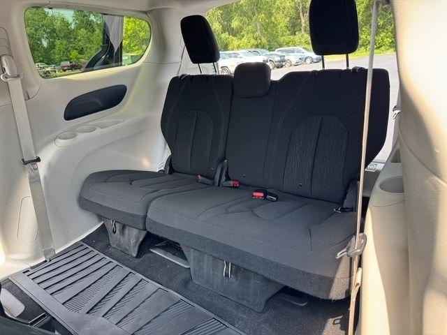 Chrysler Pacifica Hybrid  2020