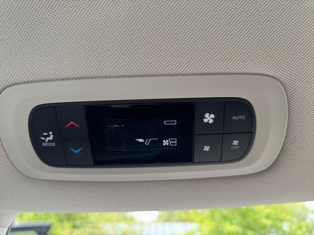 Chrysler Pacifica Hybrid  2020