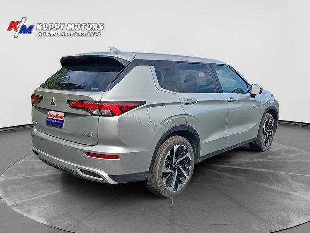 Mitsubishi Outlander PHEV  2023