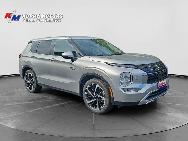 Mitsubishi Outlander PHEV  2023