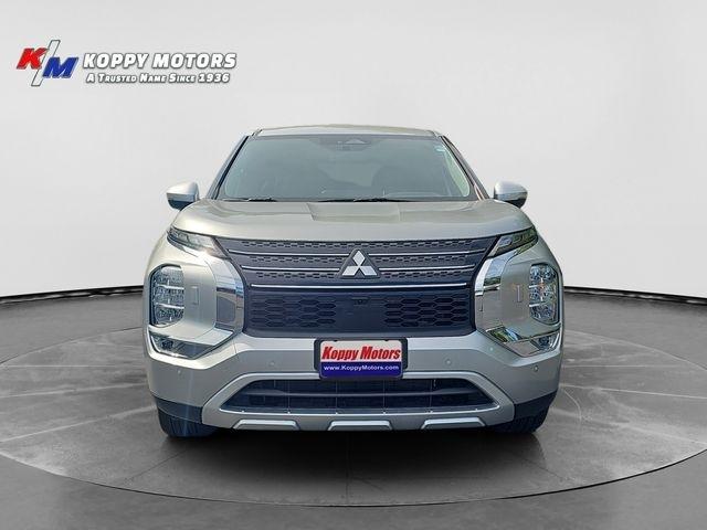 Mitsubishi Outlander PHEV  2023