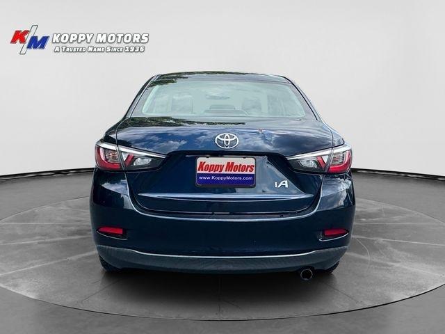 Toyota Yaris iA  2017