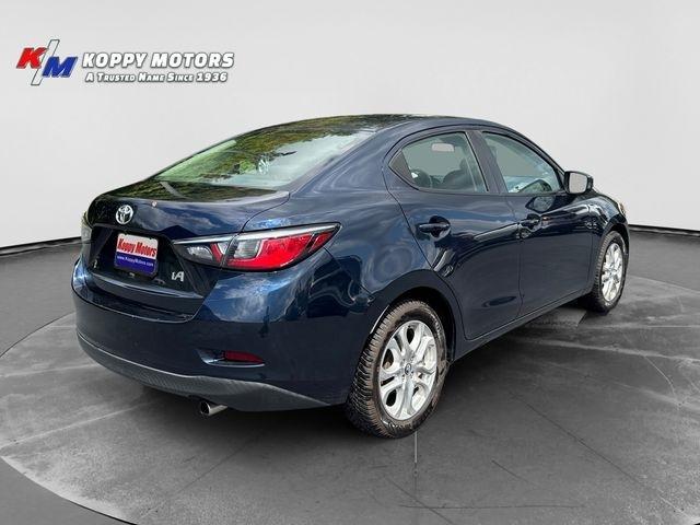 Toyota Yaris iA  2017