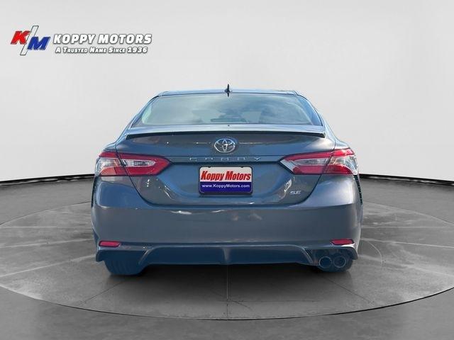 Toyota Camry  2019