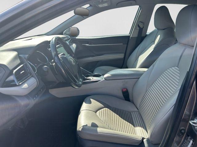 Toyota Camry  2019