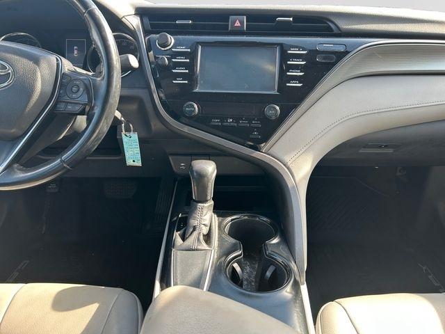 Toyota Camry  2019