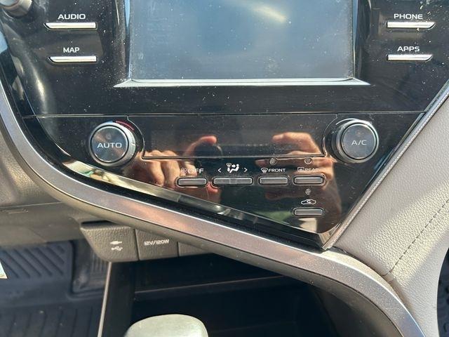 Toyota Camry  2019