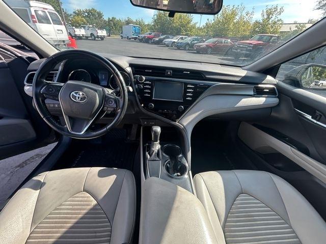 Toyota Camry  2019