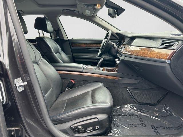 BMW 7-Series  2014