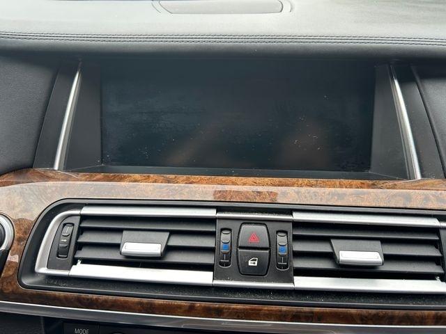 BMW 7-Series  2014