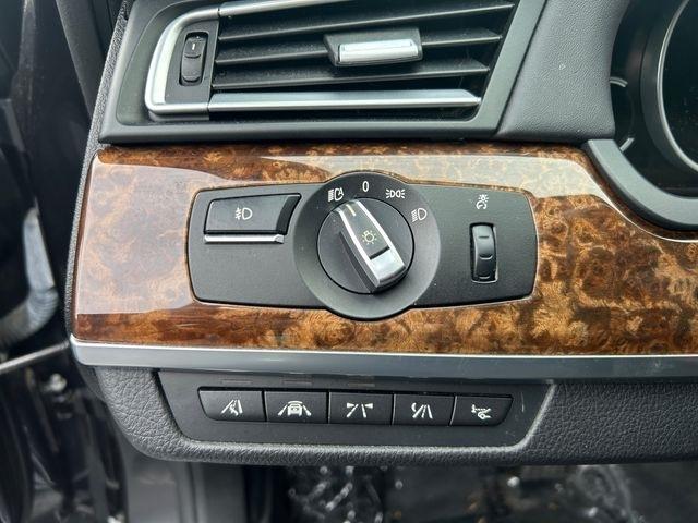 BMW 7-Series  2014