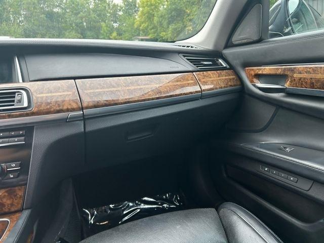 BMW 7-Series  2014