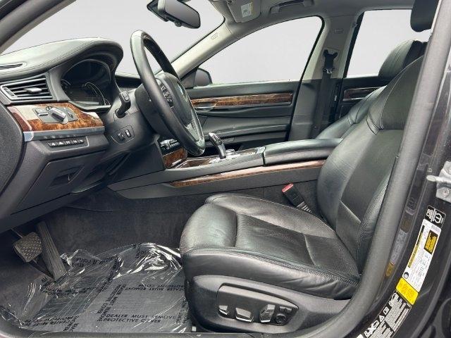 BMW 7-Series  2014