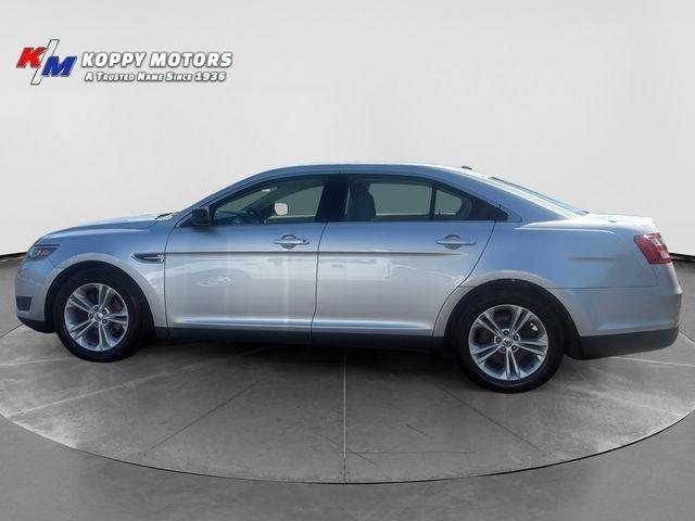 Ford Taurus  2017