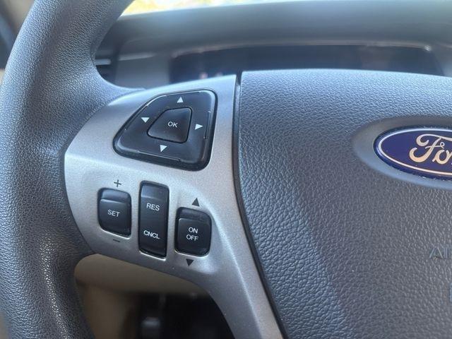 Ford Taurus  2017
