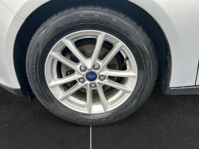 Ford Focus  2015