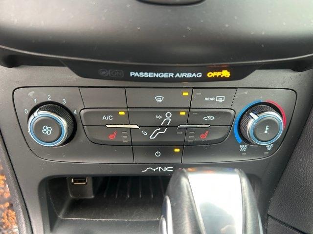 Ford Focus  2015