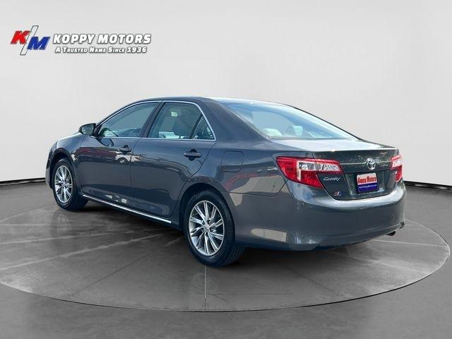 Toyota Camry  2012