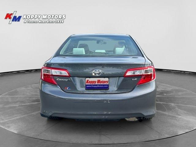 Toyota Camry  2012
