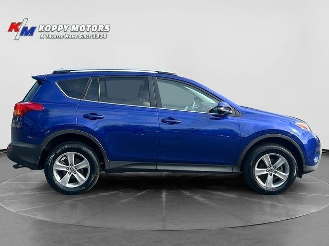 Toyota RAV4  2015