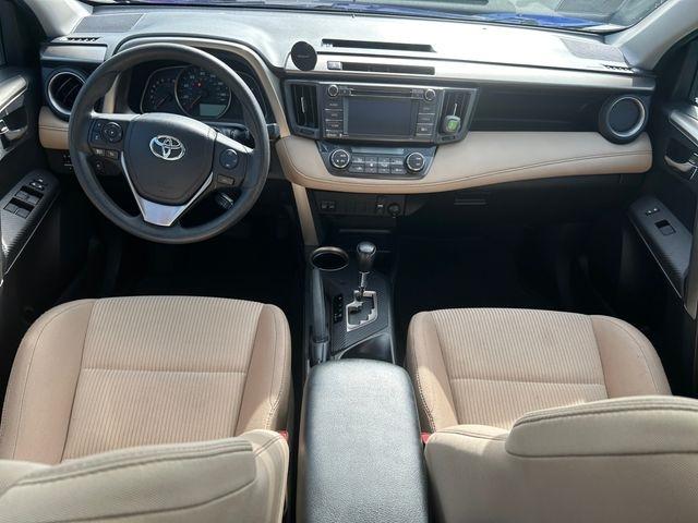 Toyota RAV4  2015