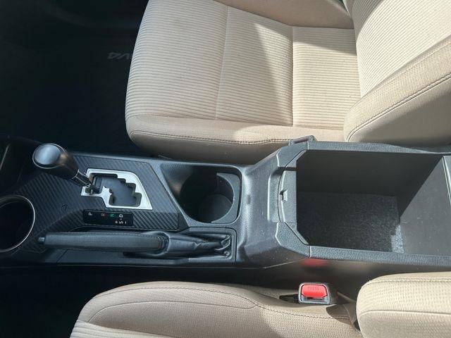 Toyota RAV4  2015