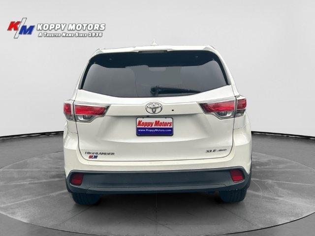 Toyota Highlander  2016