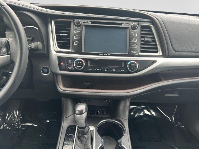 Toyota Highlander  2016