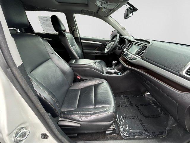 Toyota Highlander  2016