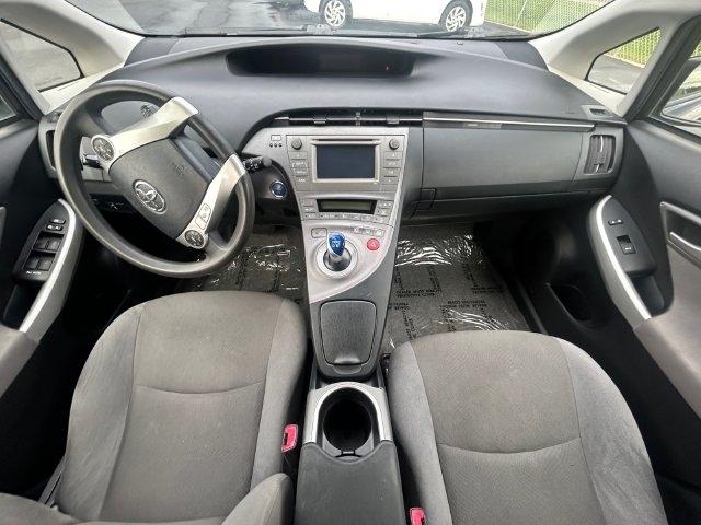 Toyota Prius  2013