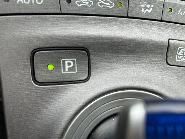 Toyota Prius  2013