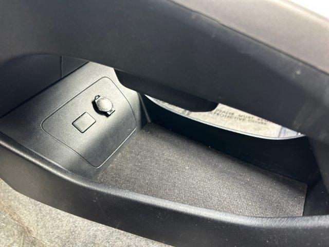 Toyota Prius  2013