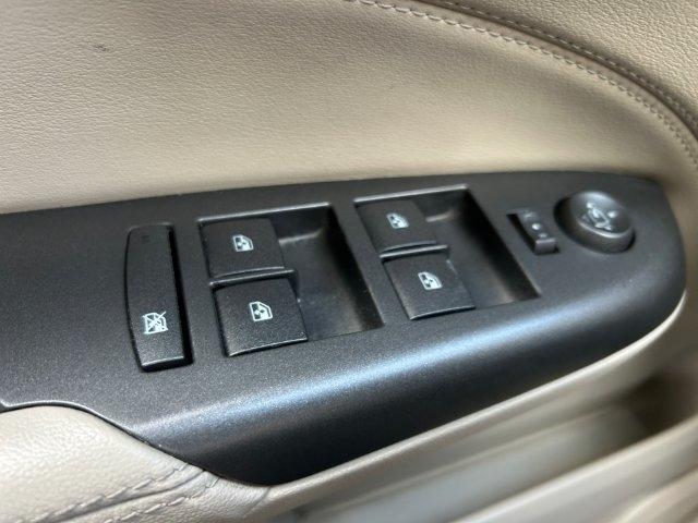 Cadillac SRX  2012