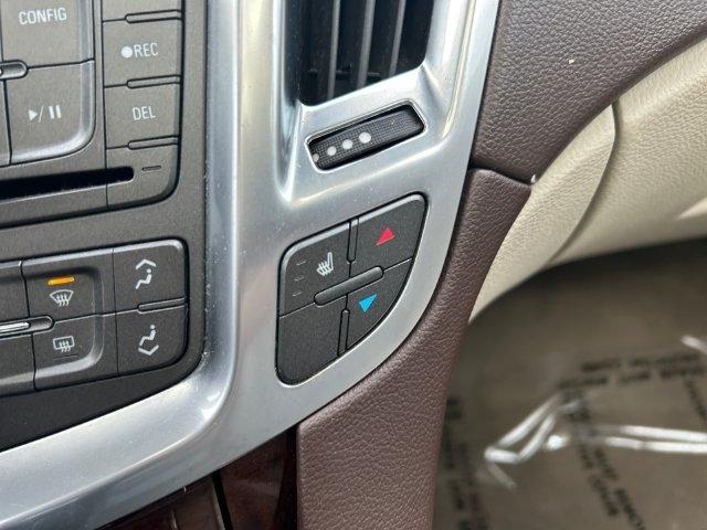 Cadillac SRX  2012
