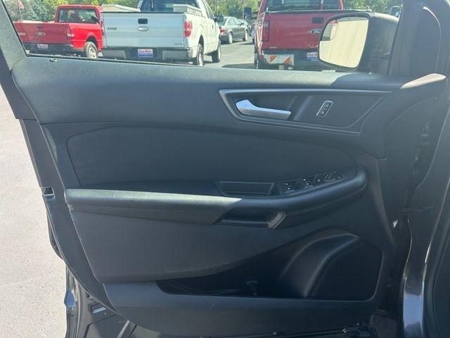 Ford Edge  2016