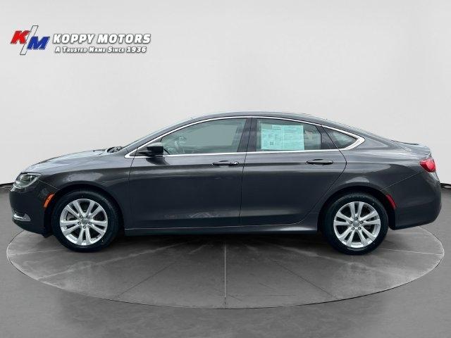 Chrysler 200  2016