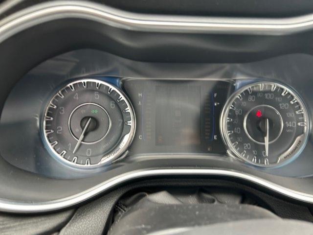 Chrysler 200  2016