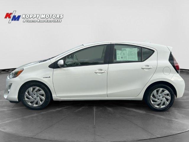 Toyota Prius c  2015